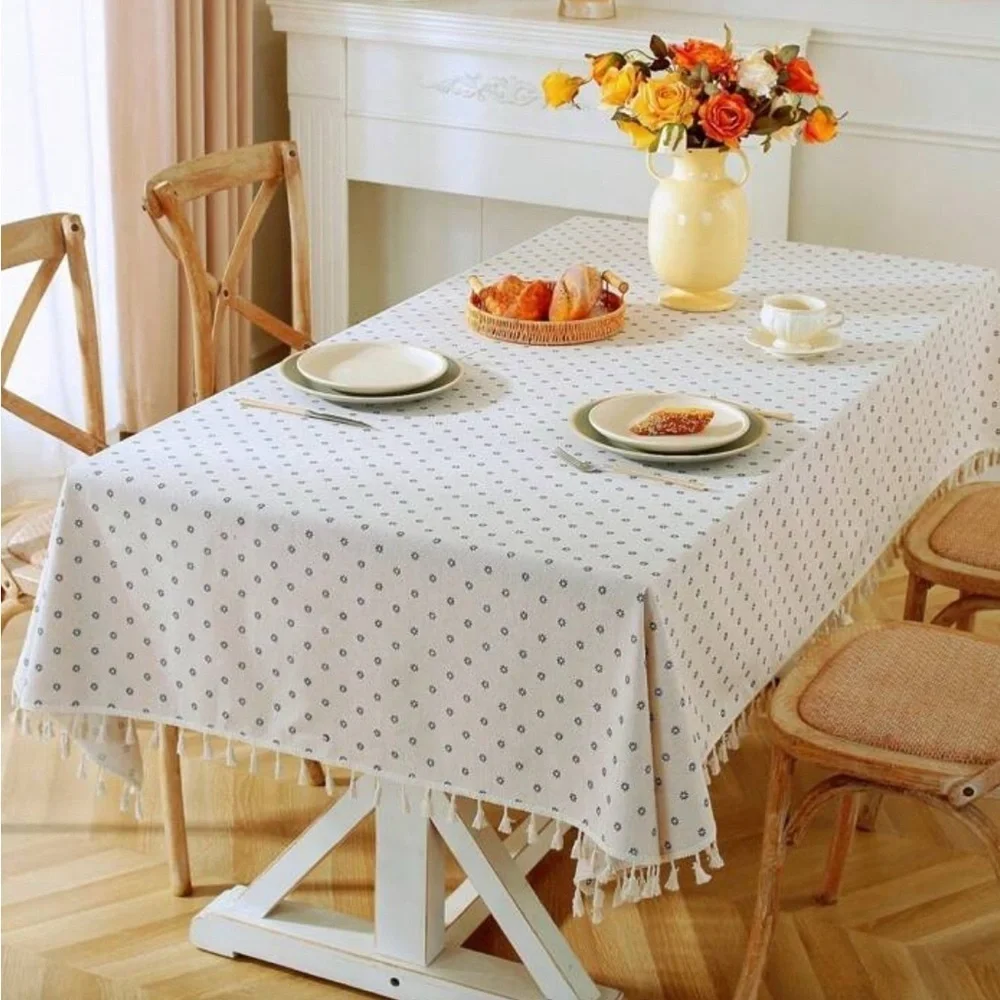NEW Daisy Patterned Tassel Tablecloth 90x90